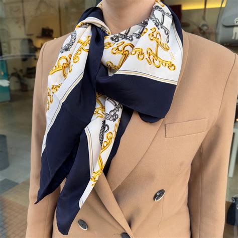 valore foulard gucci 100 seta|Foulard Donna Firmati .